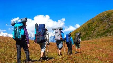 川藏线上男女“混住”旅馆,为啥有这么多人喜欢?穷游女:没得选